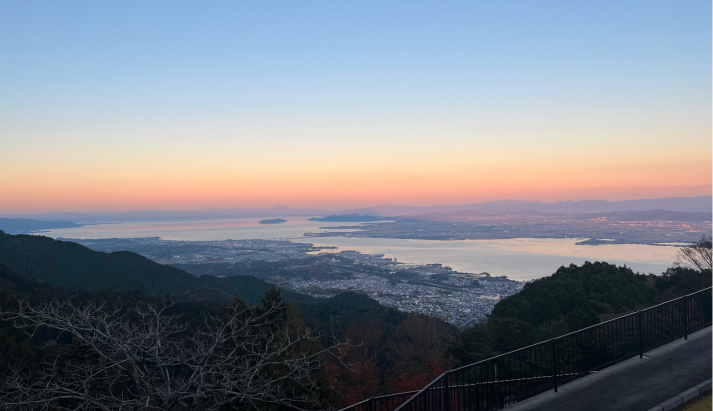 比叡山から望む夕景